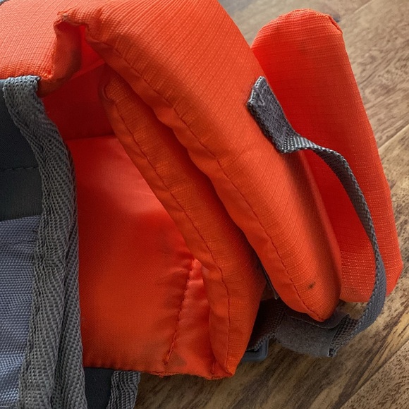 Outward Hound Granby Dog Life Jacket - Picture 4 of 14